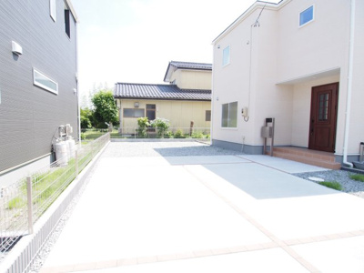 【駐車場】 | Livele Garden.S　原町区南町　5号棟