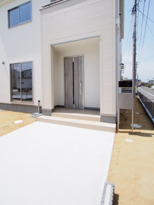 【駐車場】 | Livele Garden.S　原町区三島町　5号棟