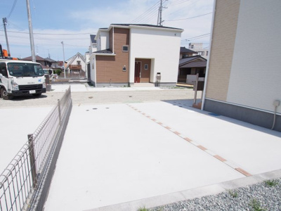 【駐車場】 | Livele Garden.S　原町区三島町　7号棟