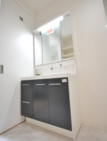 クロワールタウン深井清水　新築戸建の独立洗面台|モデルハウス　洗面室
