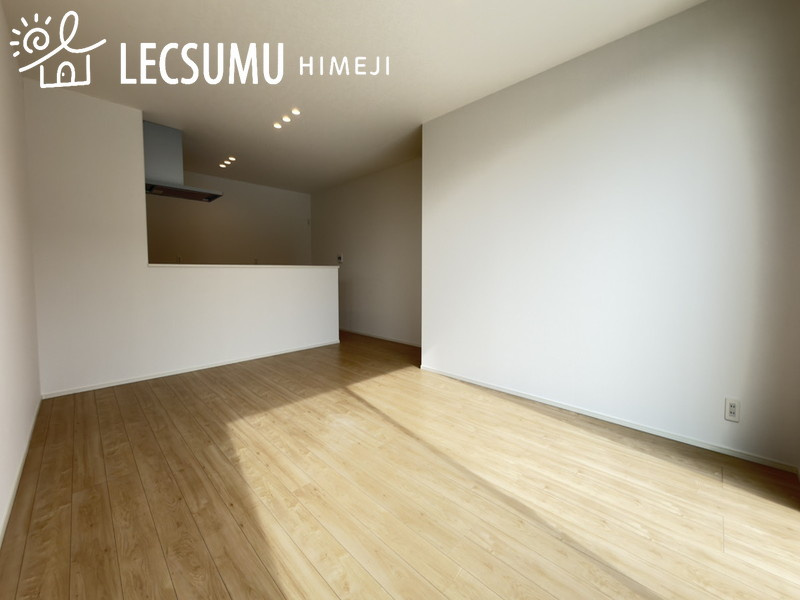 姫路市上大野4丁目/2区画の居間・リビング
