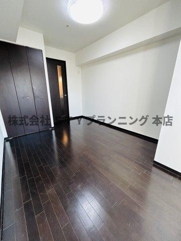 仲介手数料0円！プレミアムコート名古屋金山インテルノの居間・リビング
