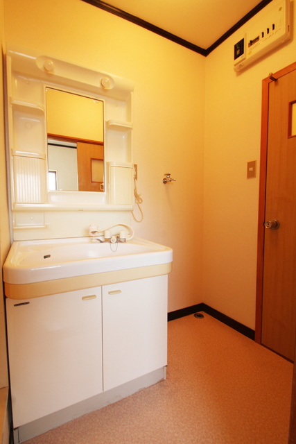 宗像市赤間３丁目のアパートの洗面所