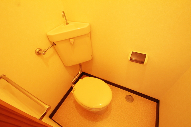 宗像市赤間３丁目のアパートのトイレ