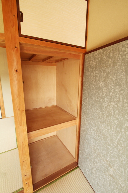 宗像市赤間３丁目のアパートの収納