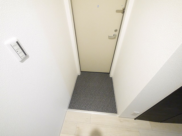 ジーメゾン大和郡山小泉の玄関