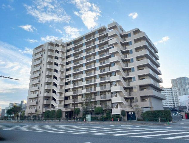 キャナルパーク東京ベイの外観