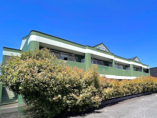 エメラルド77の外観