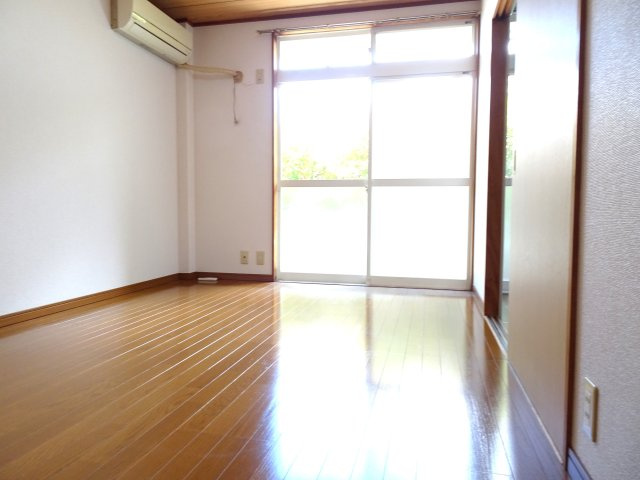 エメラルド77の内装|イメージ写真