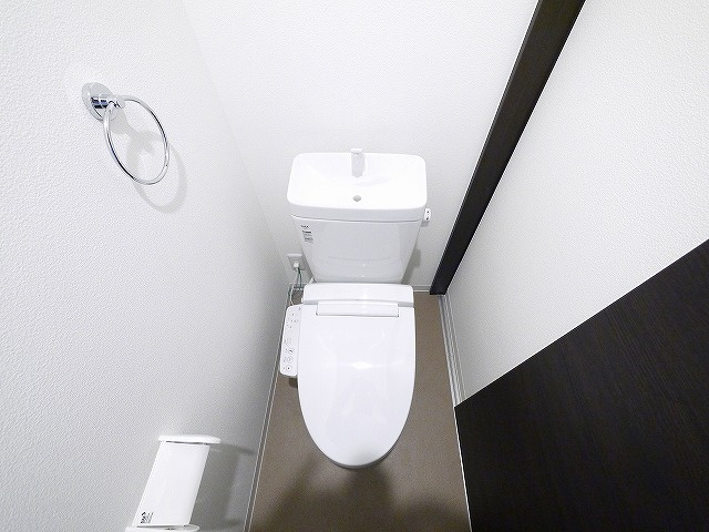 ジーメゾン大和郡山小泉のトイレ