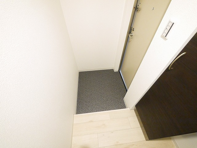 ジーメゾン大和郡山小泉の玄関