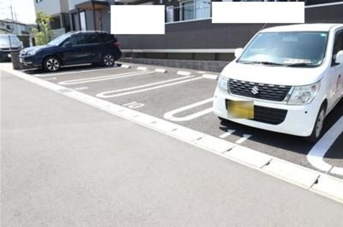 WESTエヴ Ⅱの駐車場|駐車場