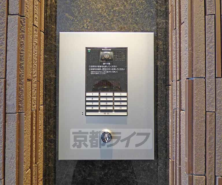 Ｖｉｎｅ　Ｏａｋ　Ｇｅｎｅｒａｌのセキュリティ|オートロック付です