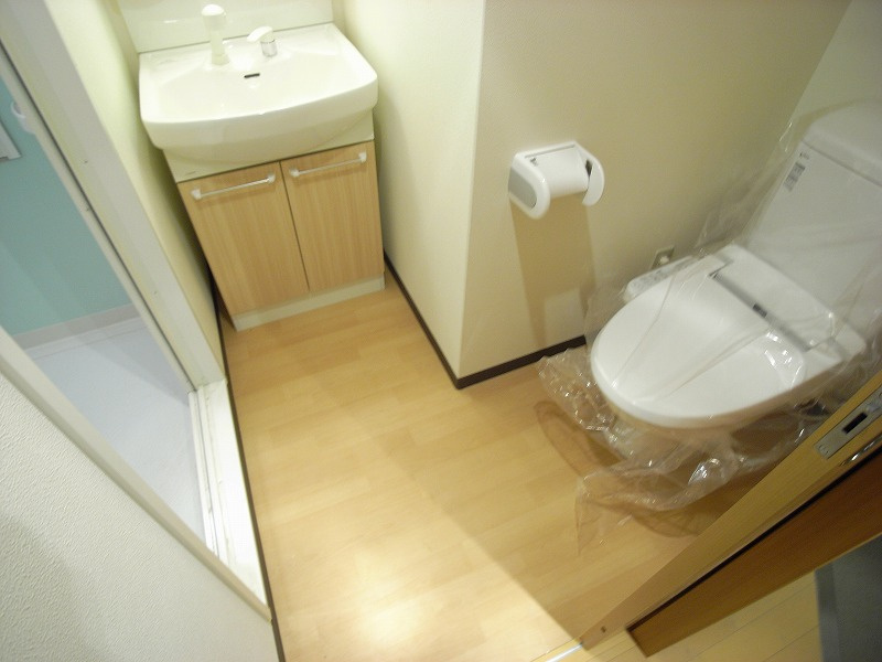 セラヴィ鞍馬口のトイレ