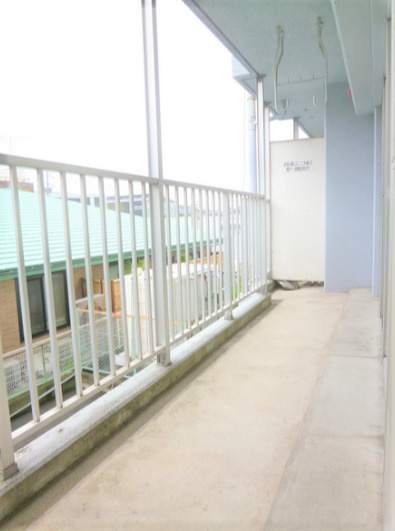 REステートビルのバルコニー|バルコニーがあります