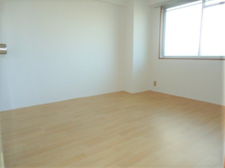 REステートビルの洋室|ゆったりした洋室です