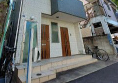 サンライズのエントランス