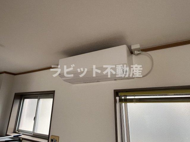 【設備】 | 上川東二丁目住居付貸店舗 | 1F店舗のエアコンです