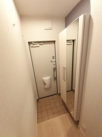 【玄関】 | ハピネス　タウン　Ａ