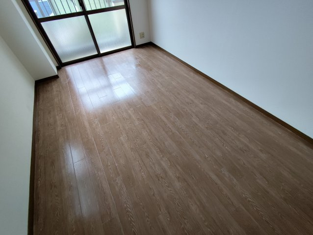 セナリオフラット新小岩の居間・リビング