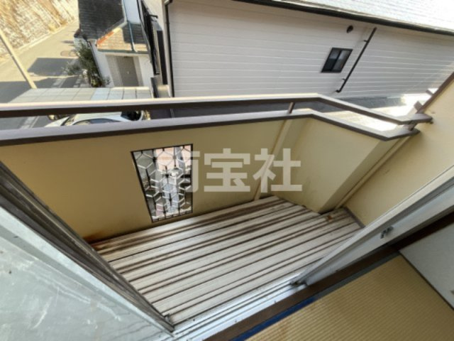 【バルコニー】