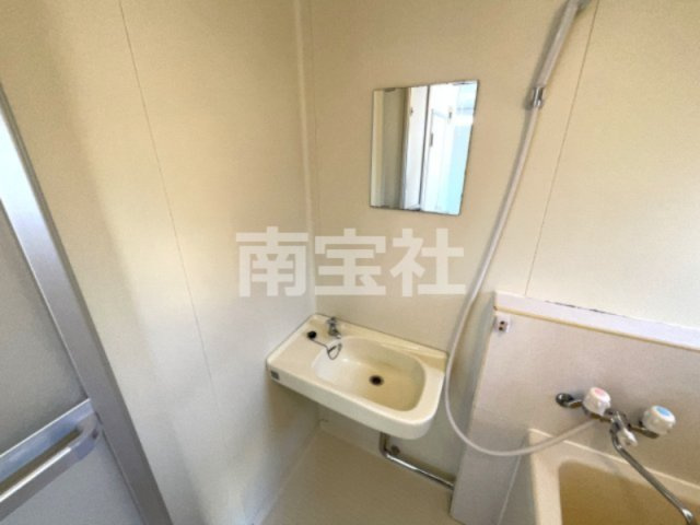 【洗面所】