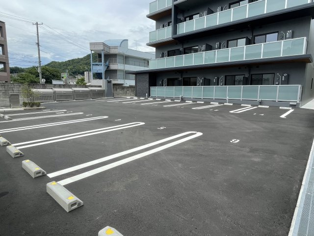 【駐車場】ヴィラ　ひまわり