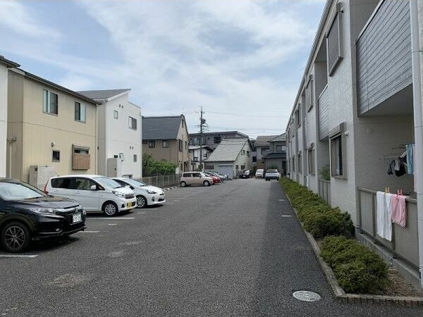 エクセル桜　　刈谷市近郊の賃貸はクラスホーム刈谷店の駐車場