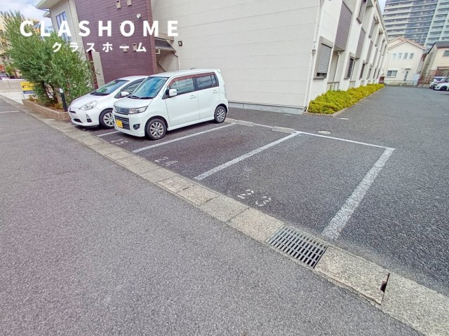 エクセル桜　　刈谷市近郊の賃貸はクラスホーム刈谷店の駐車場
