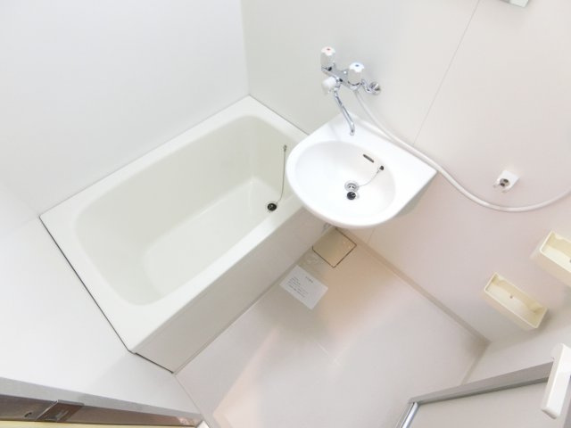 ヴィラR・Yの浴室