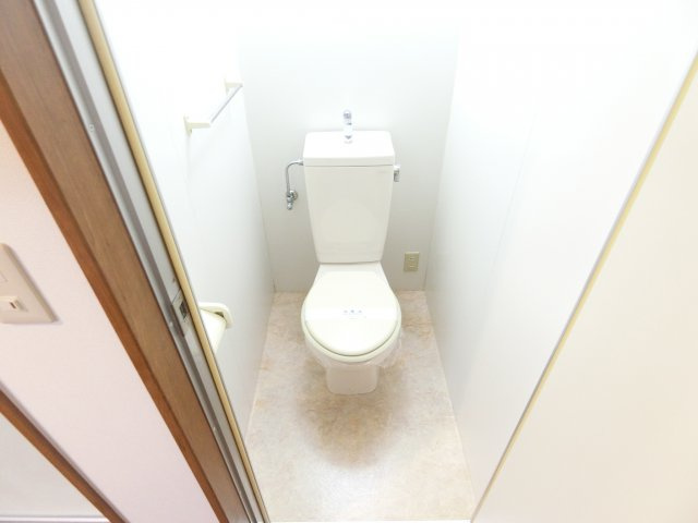 ヴィラR・Yのトイレ