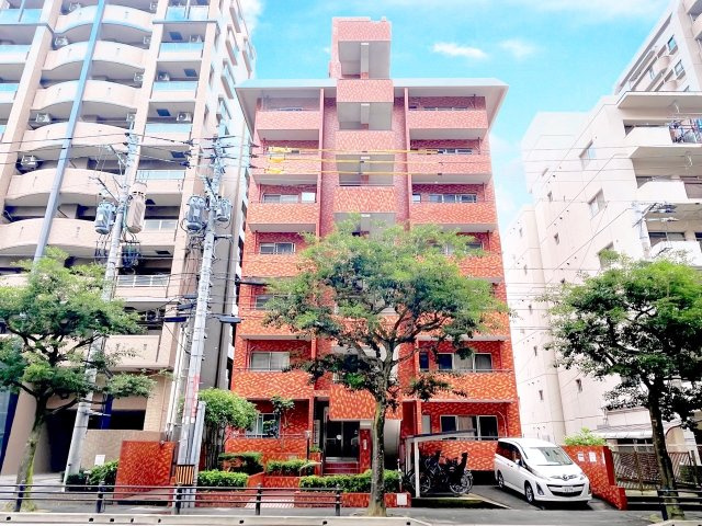 ロマネスク大濠の外観