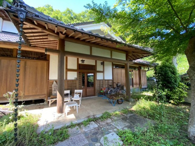 【外観】 | 美作市位田古民家 | 温泉、茶室もついている立派な古民家です。