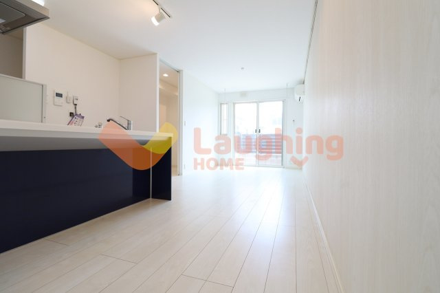 三光レジデンスの居間・リビング|別号室の写真です