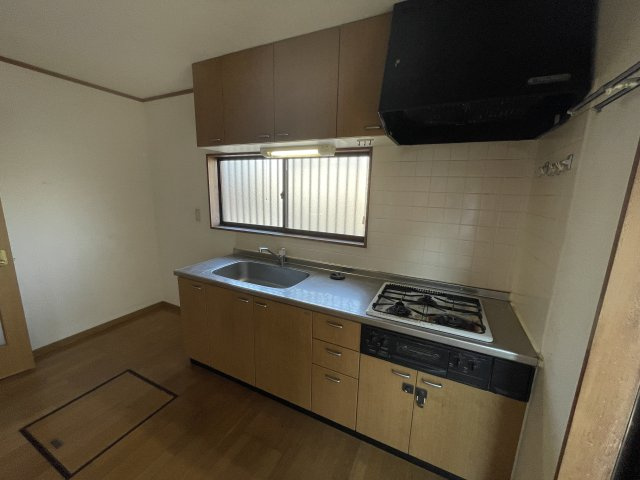 知多市八幡字東水代の一戸建てのキッチン