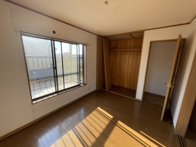 知多市八幡字東水代の一戸建ての洋室