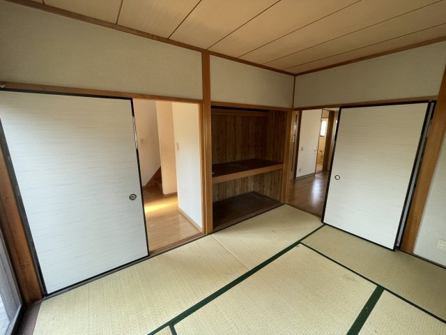 知多市八幡字東水代の一戸建ての和室