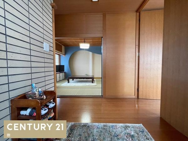 和歌山市延時　店舗付き住宅の玄関