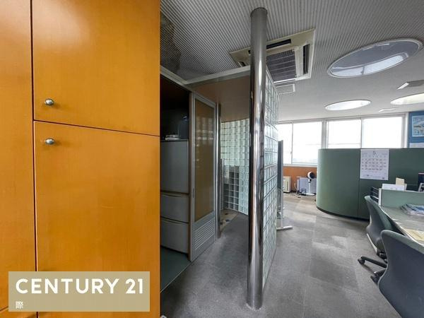 和歌山市延時　店舗付き住宅の内装