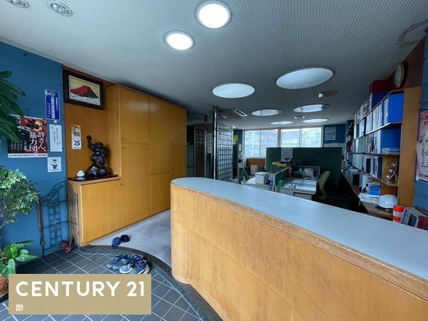 和歌山市延時　店舗付き住宅の内装