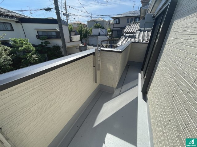 堺市美原区平尾　第5期　未入居一戸建てのバルコニー|ワイドバルコニーは洗濯物を干すスペースが広いのでご家族が多くても安心！