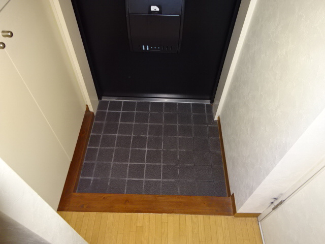 ロイヤルアークの玄関