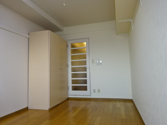 ロイヤルアークの居間・リビング