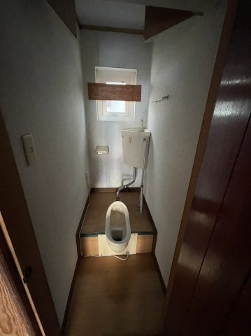 錦町山崎店舗Bのトイレ