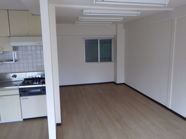 【内装】 | 秀和警固レジデンス | 別号室の写真になります。現況優先。