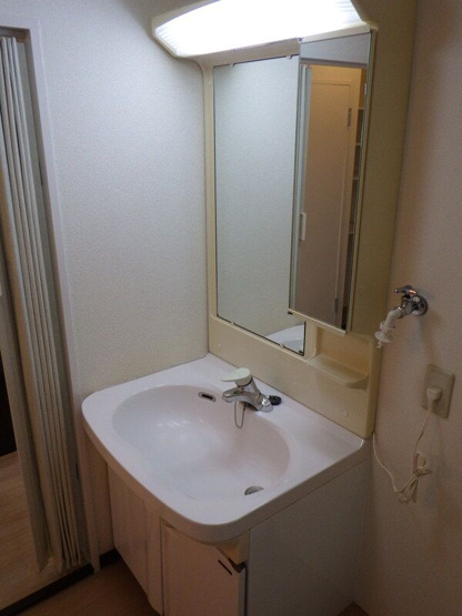 【洗面所】 | 秀和警固レジデンス | 別号室の写真になります。現況優先。