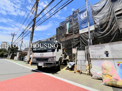 【前面道路含む現地写真】 | 調布市柴崎2丁目　新築戸建　最終1棟