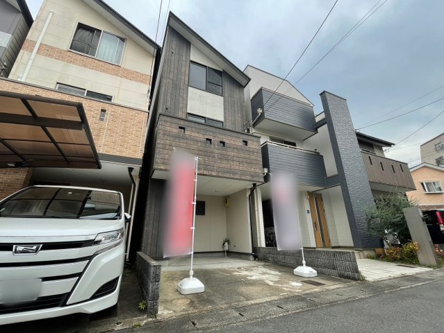 右・梅津罧原町の外観