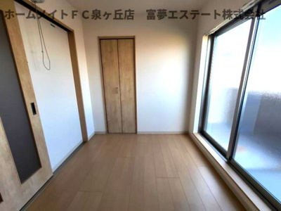 【洋室】 | F+style 堺・堀上町1号館 | リビングと洋室の間仕切りを閉めたとき