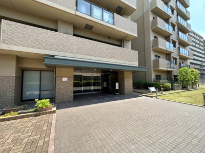 【エントランス】 | アネティス鳳 | ドリーム保育園まで約327m！小さなお子様のいるご家庭も安心です♪